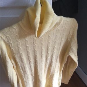 IZOD sweater size xs